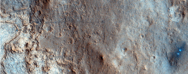 Curiosity door HiRISE