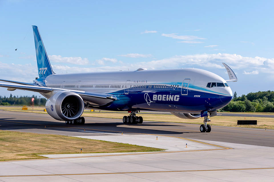 Boeing 777X met opvouwbare vleugels
