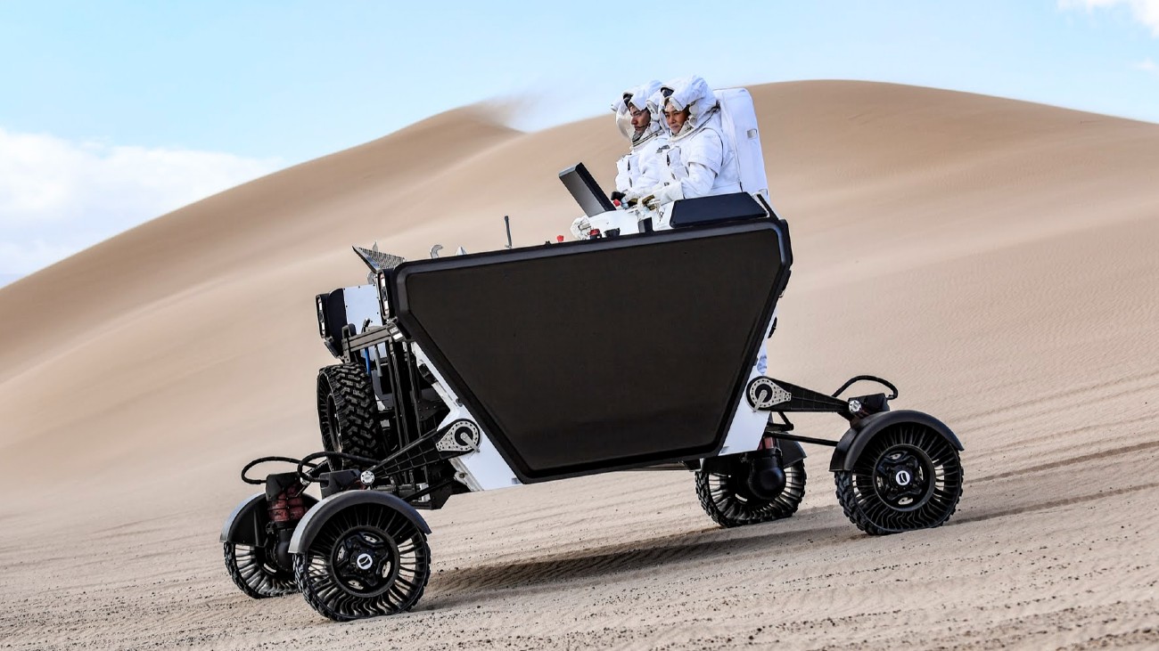 Astrolab test zijn FLEX-rover in de Californische woestijn