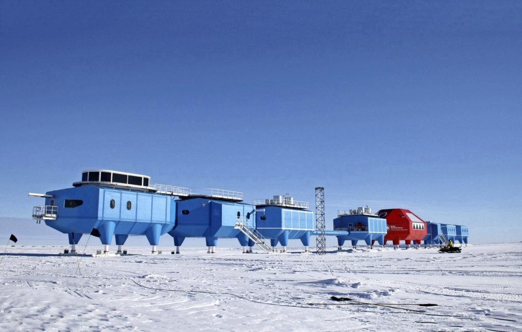 Britse Halley VI onderzoeksstation op Antarctica 