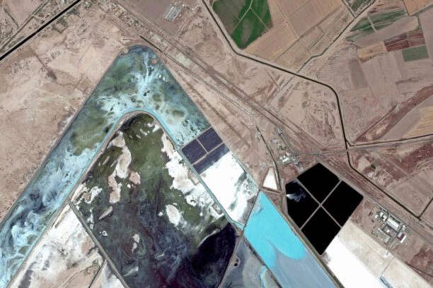 Vijver bij het Cerro Prieto Geothermal Field