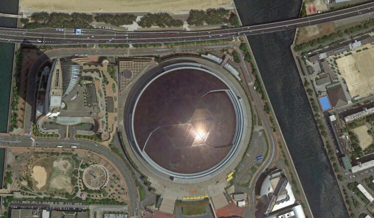 Fukuoka stadion met koepel