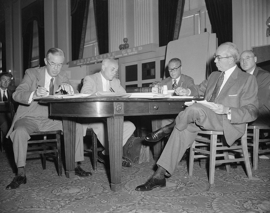 De Atomic Energy Commission met Lewis Strauss