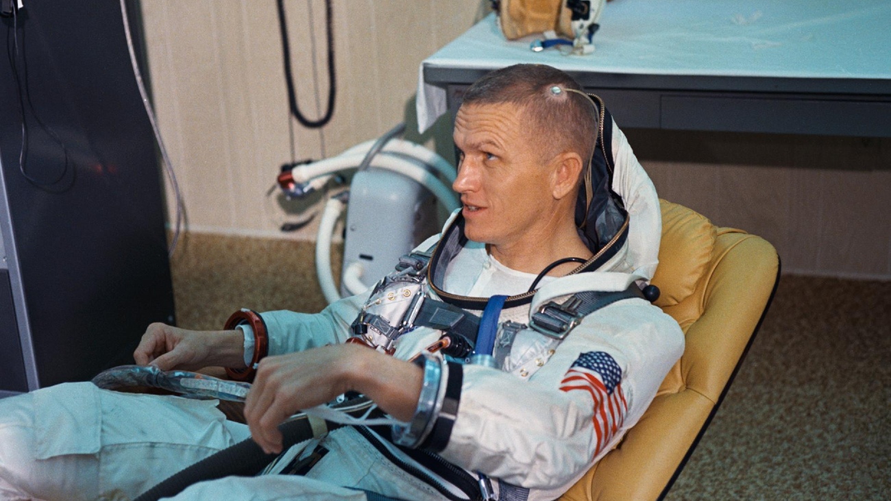 Frank Borman leidde de eerste vlucht naar de maan