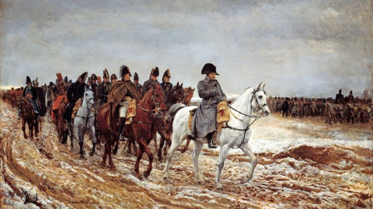 Schilderij van Napoleon Bonaparte op een wit paard met zijn leger, ook op paard, achter hem.