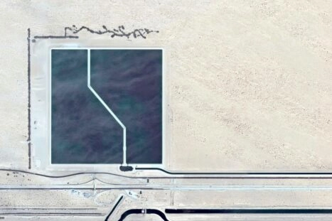 Satellietfoto van reservoir in Zuid-Californië