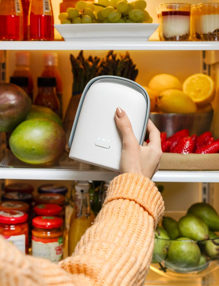 Shelfi Lite slurpt nare geurtjes koelkast op