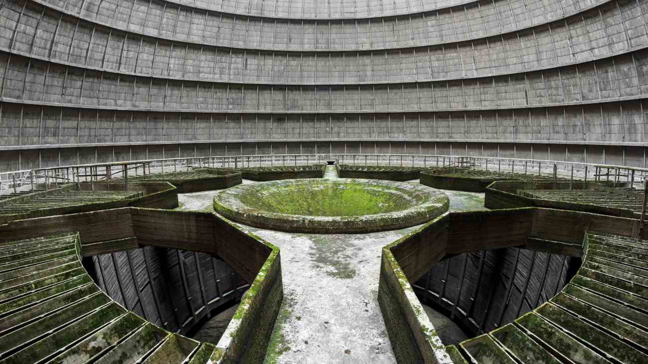 koeltoren is tegenwoordig een ruïne van de wetenschap