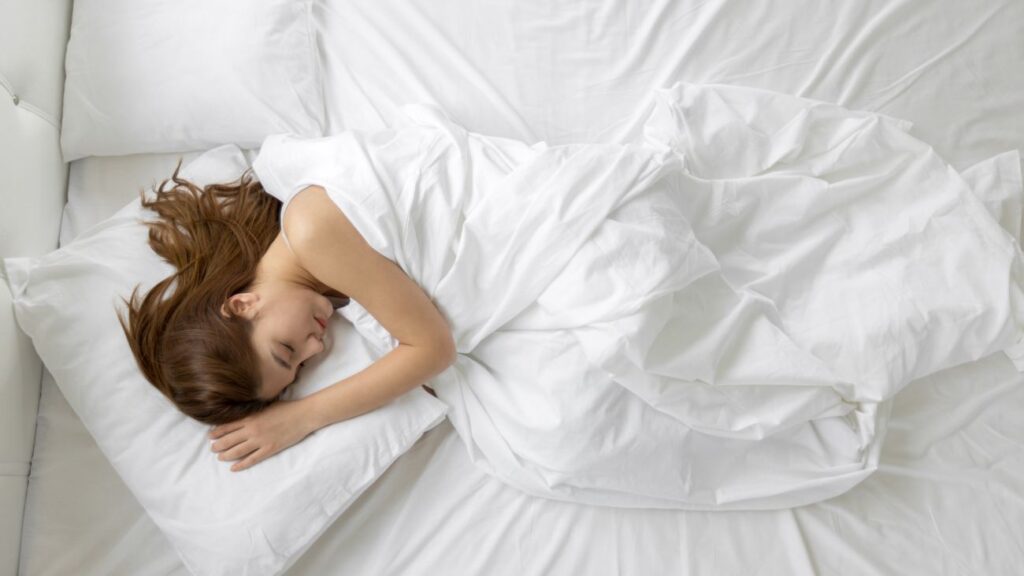 vrouw in bed, winterslaap