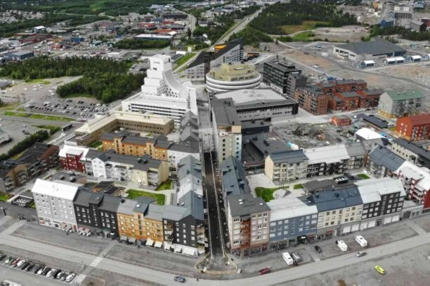 dronefoto van centrum Kiruna
