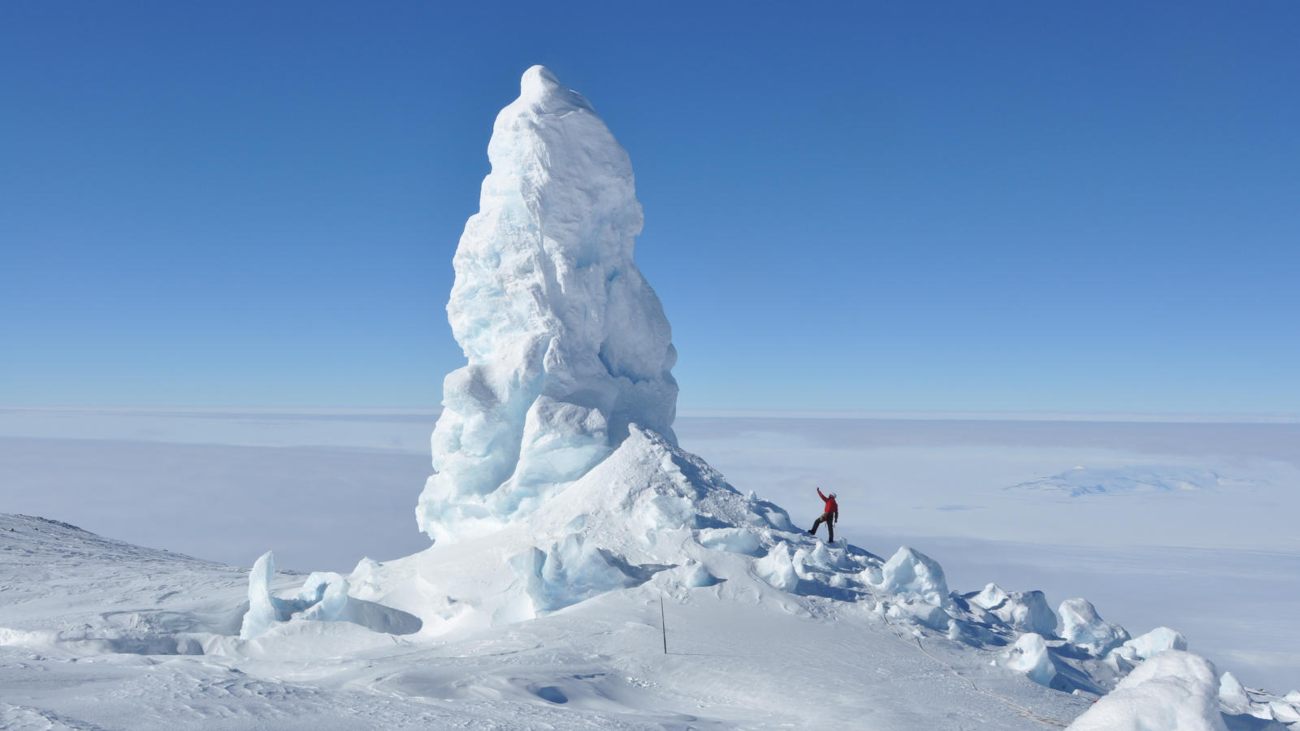 Een ijstoren op Mount Erebus.
