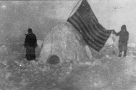 Frederick claimde de noordpool in 1909 met deze foto.