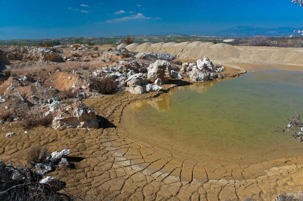 Spanje haalt strontium uit dit soort open mijnen