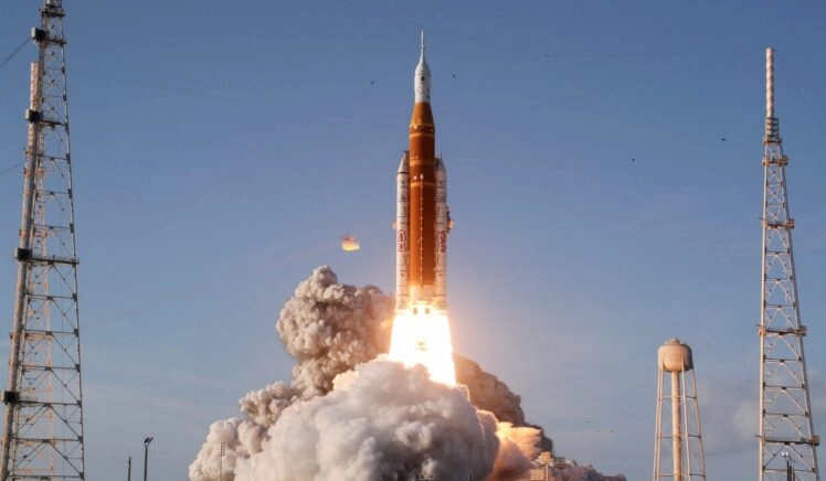 Artemis II lancering