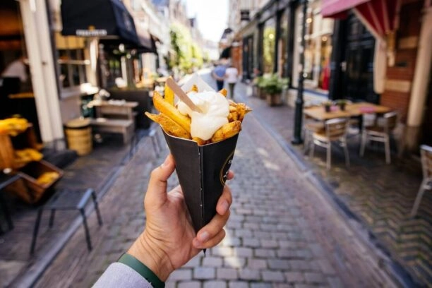 Ongezond eten, puntzak met patat