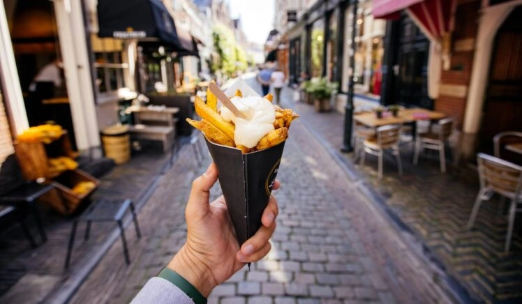 Ongezond eten, puntzak met patat