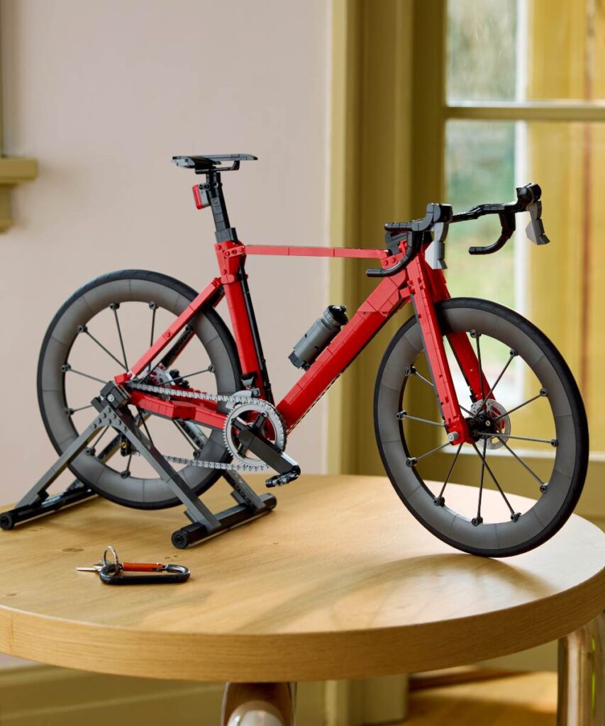 LEGO Icons Road Bike set